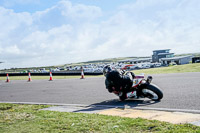 anglesey-no-limits-trackday;anglesey-photographs;anglesey-trackday-photographs;enduro-digital-images;event-digital-images;eventdigitalimages;no-limits-trackdays;peter-wileman-photography;racing-digital-images;trac-mon;trackday-digital-images;trackday-photos;ty-croes